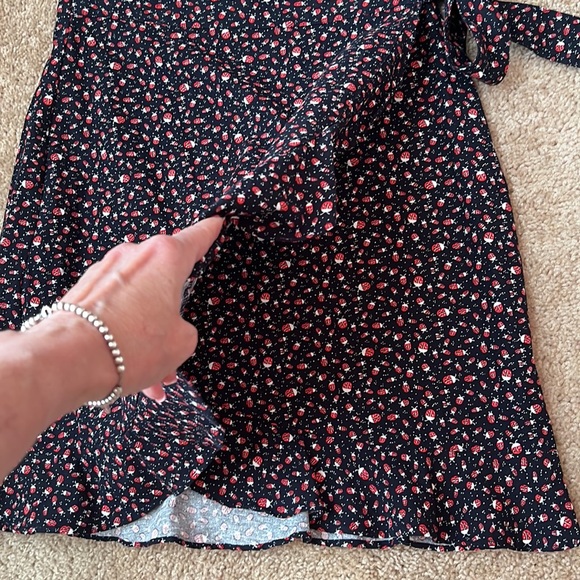 LOFT Ladybug Ruffle Wrap Skirt - Picture 4 of 9